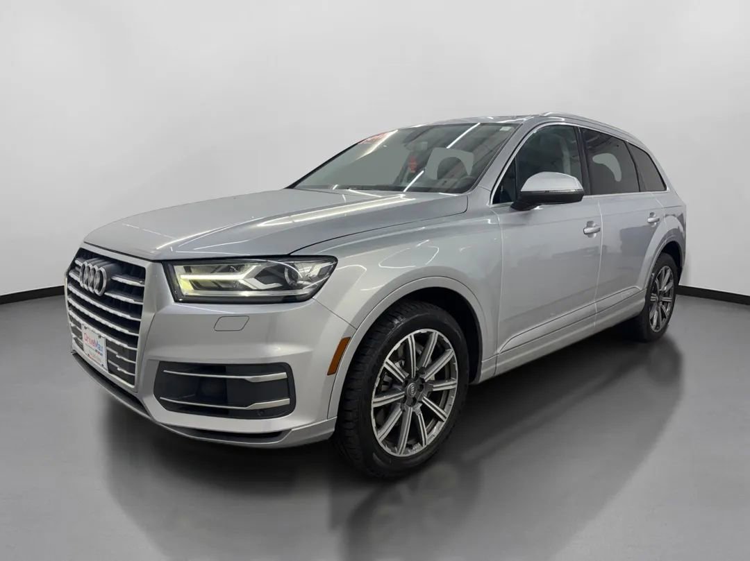 Used 2017 Audi Q7 3.0T Premium Plus w/ Premium Plus Package image 4