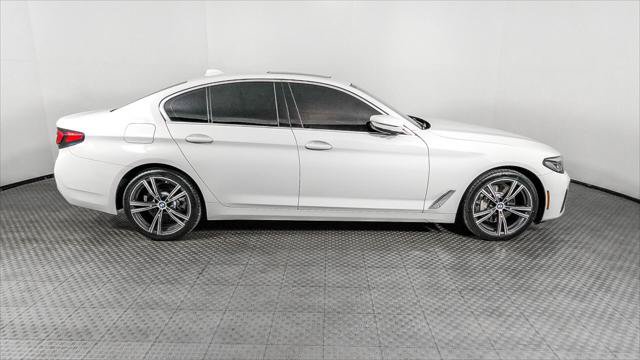 Used 2021 BMW 530i xDrive w/ Convenience Package AWD/4WD image 8