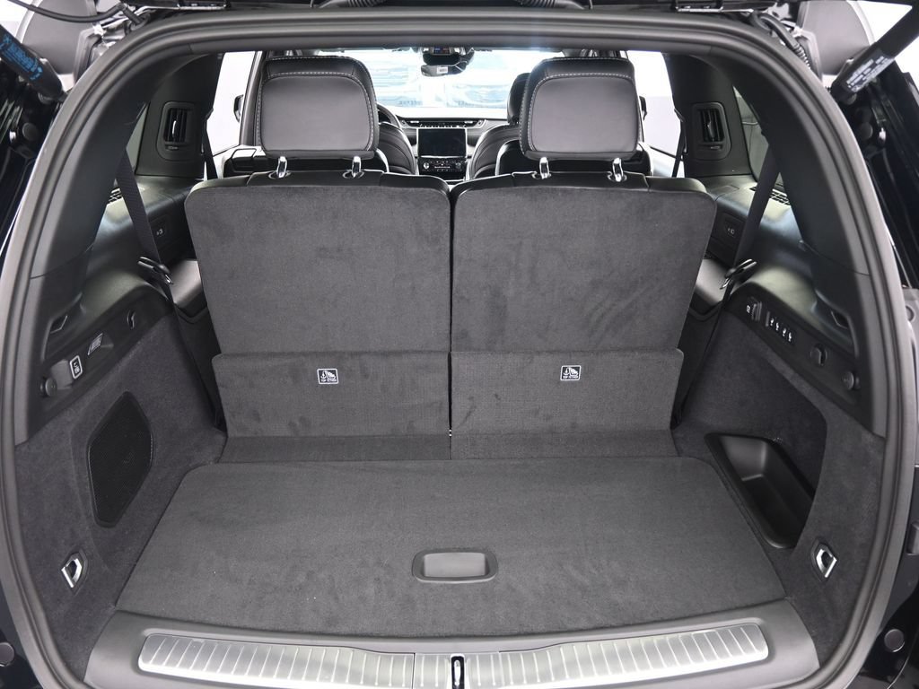 New 2025 Jeep Grand Cherokee L Overland AWD/4WD image 37