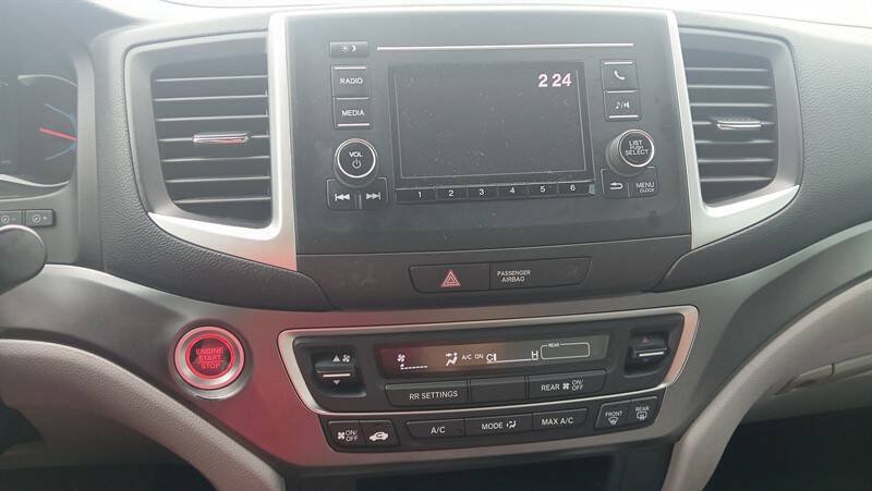 Used 2019 Honda Pilot LX image 13