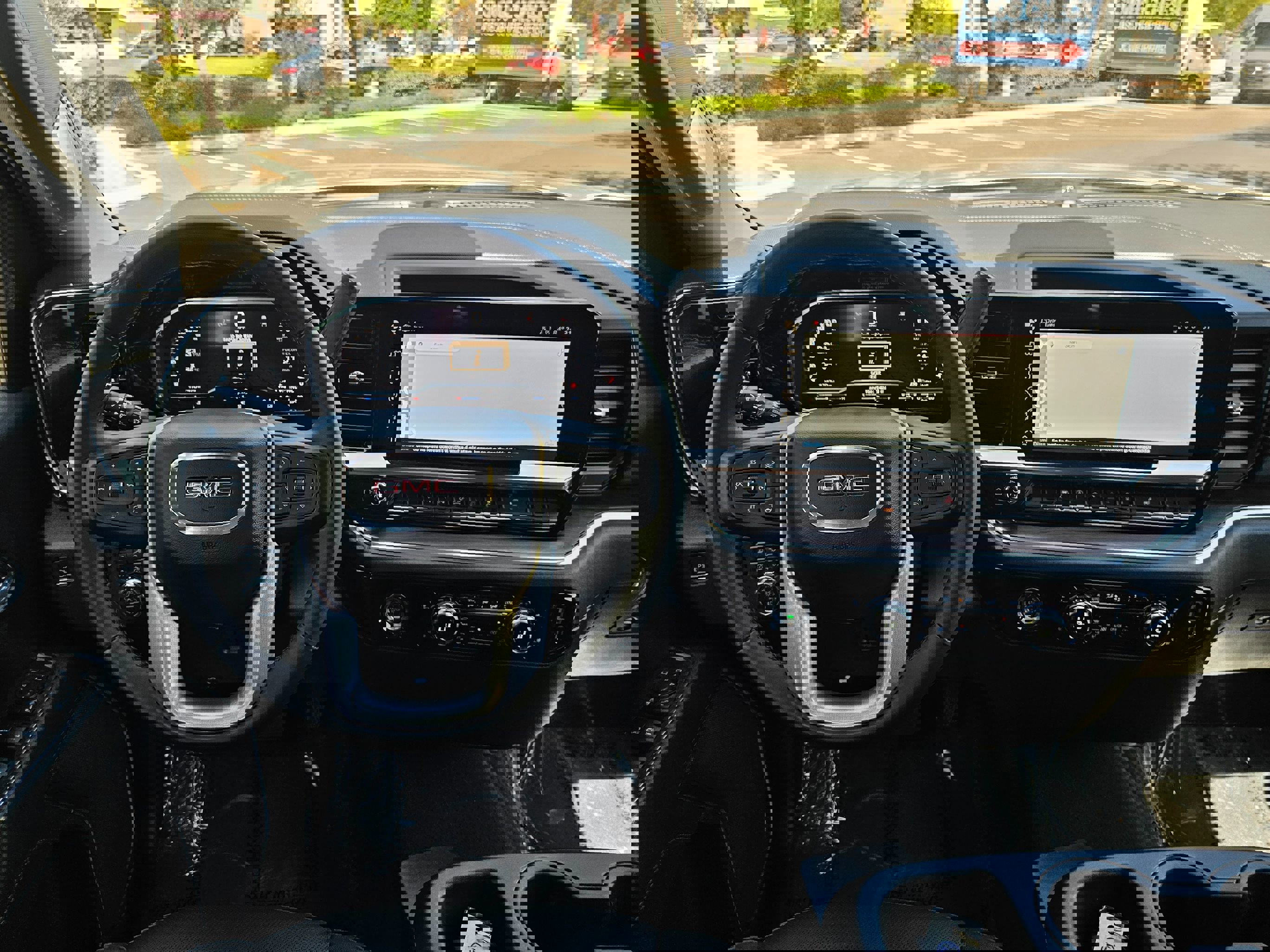 Used 2024 GMC Sierra 1500 SLT AWD/4WD image 22