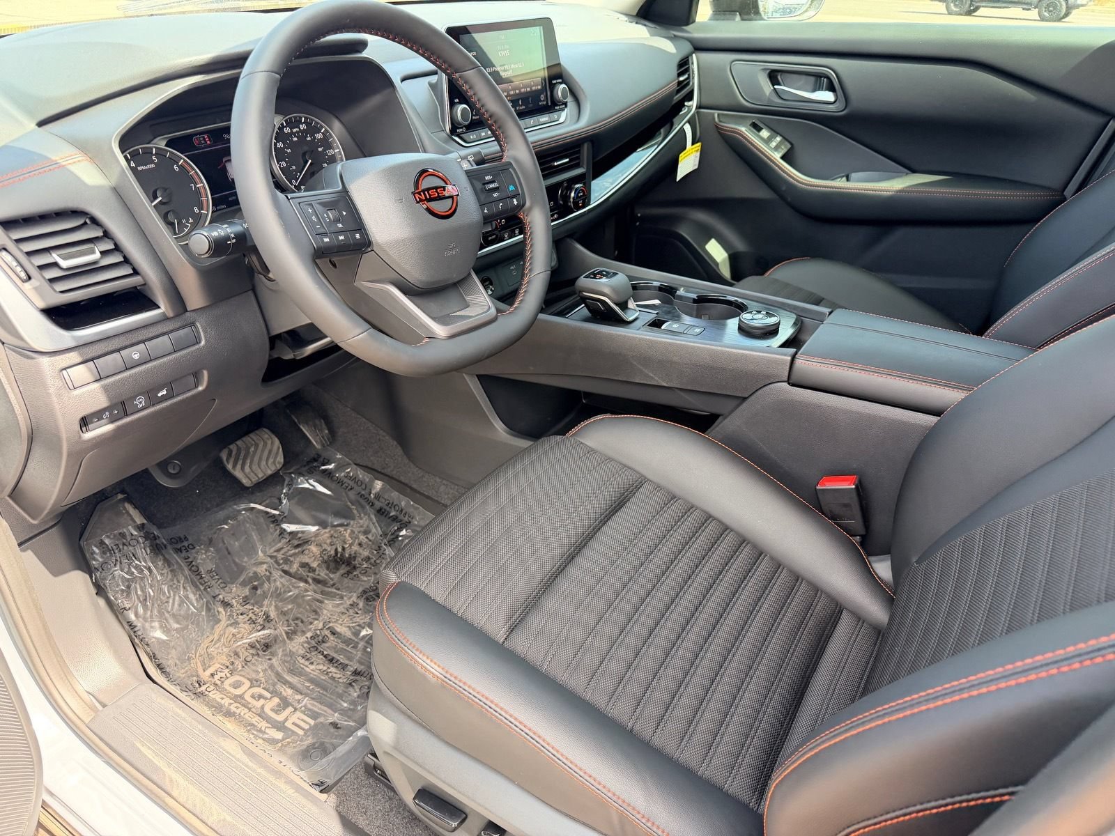 New 2026 Nissan Rogue SV AWD/4WD image 13