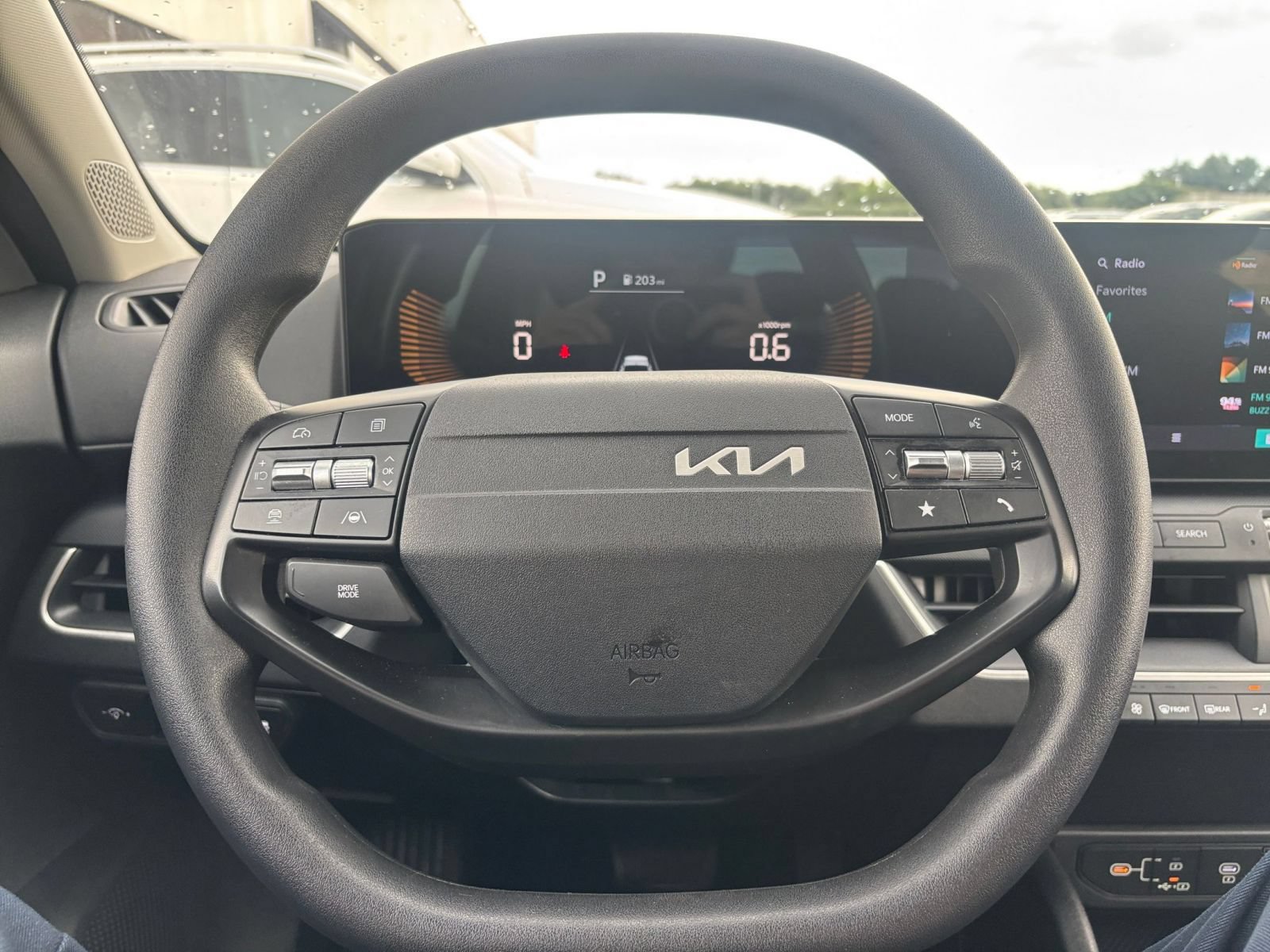 Used 2025 Kia K4 FWD image 26
