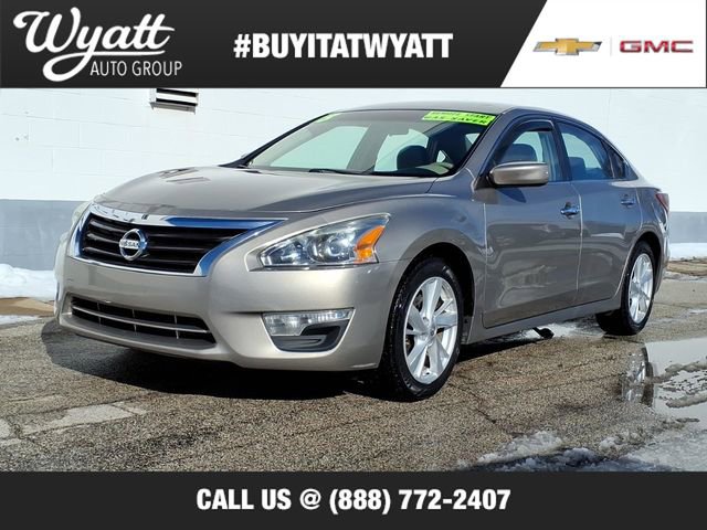 Used 2013 Nissan Altima 2.5 SV