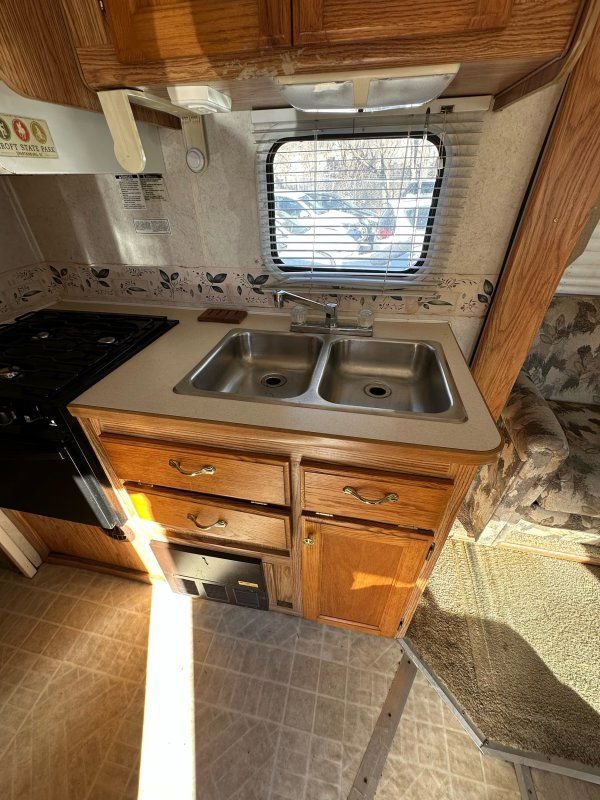 Used 2003 Ford E-450 and Econoline 450 RWD image 23