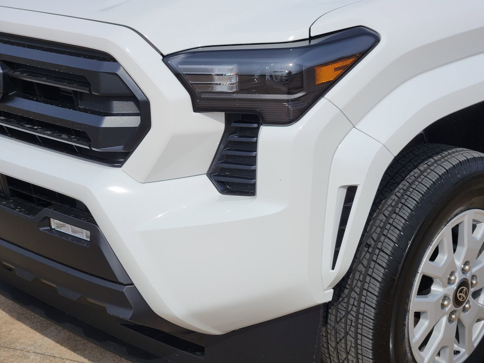 New 2026 Toyota Tacoma SR5 image 9