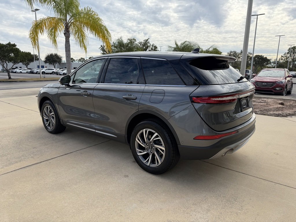 Used 2024 Lincoln Corsair FWD w/ Equipment Group 102A image 6