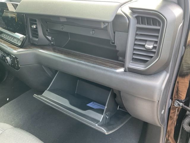 Used 2024 Chevrolet Silverado 1500 LT image 22