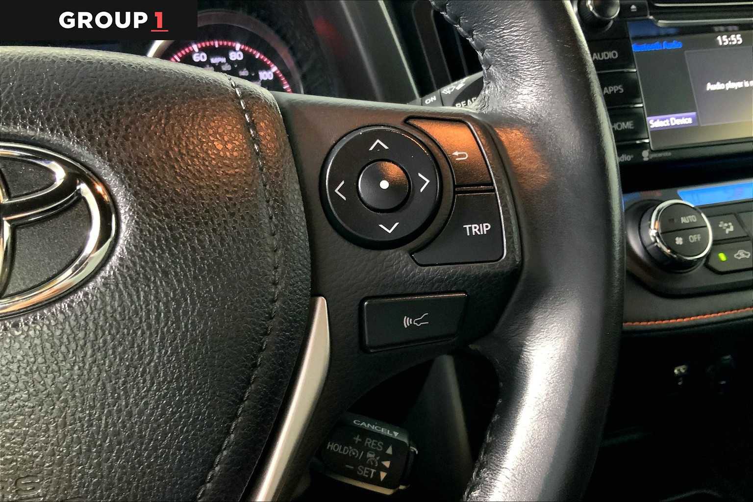 Used 2017 Toyota RAV4 SE image 24