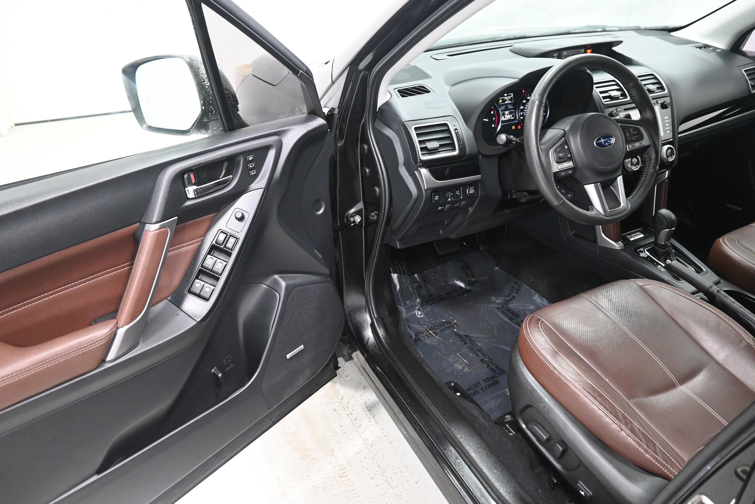 Used 2018 Subaru Forester 2.5i Touring w/ Popular Package #3B AWD/4WD image 4