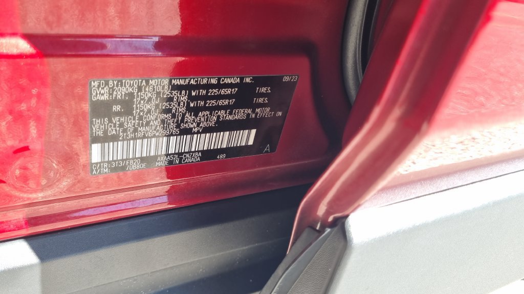 Certified 2023 Toyota RAV4 LE FWD image 29