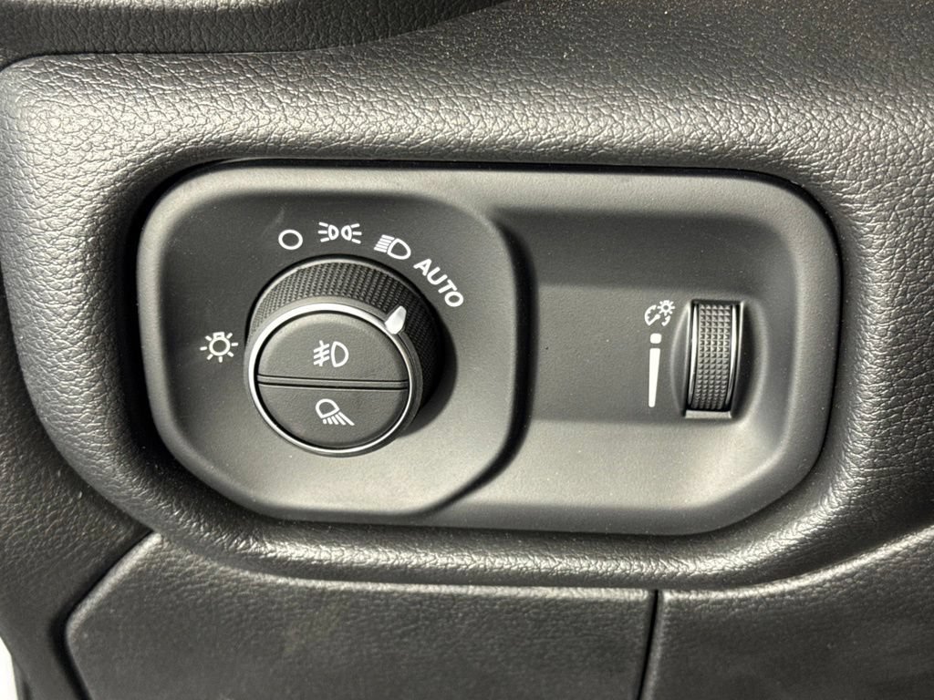 New 2026 RAM 2500 Warlock AWD/4WD image 18