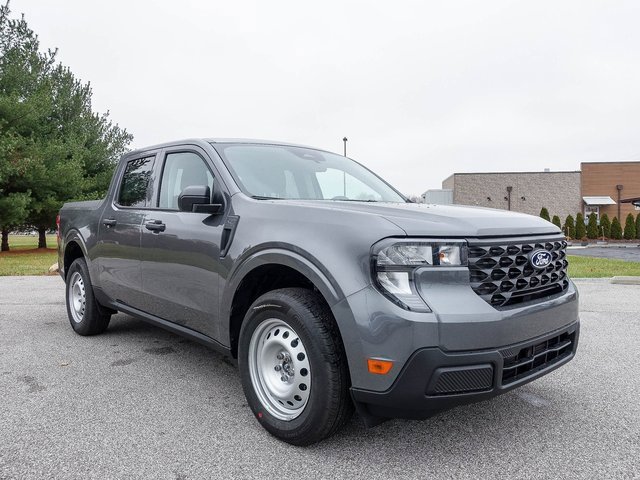 New 2025 Ford Maverick XL w/ Equipment Group 101A image 22