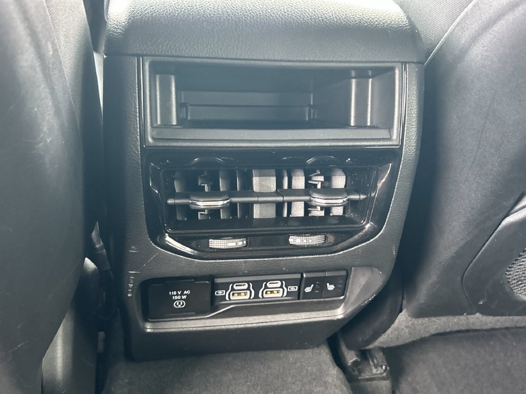 Used 2024 Jeep Grand Cherokee Limited 4xe AWD/4WD image 17