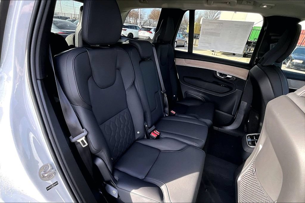 New 2026 Volvo XC90 B6 Core AWD/4WD image 8