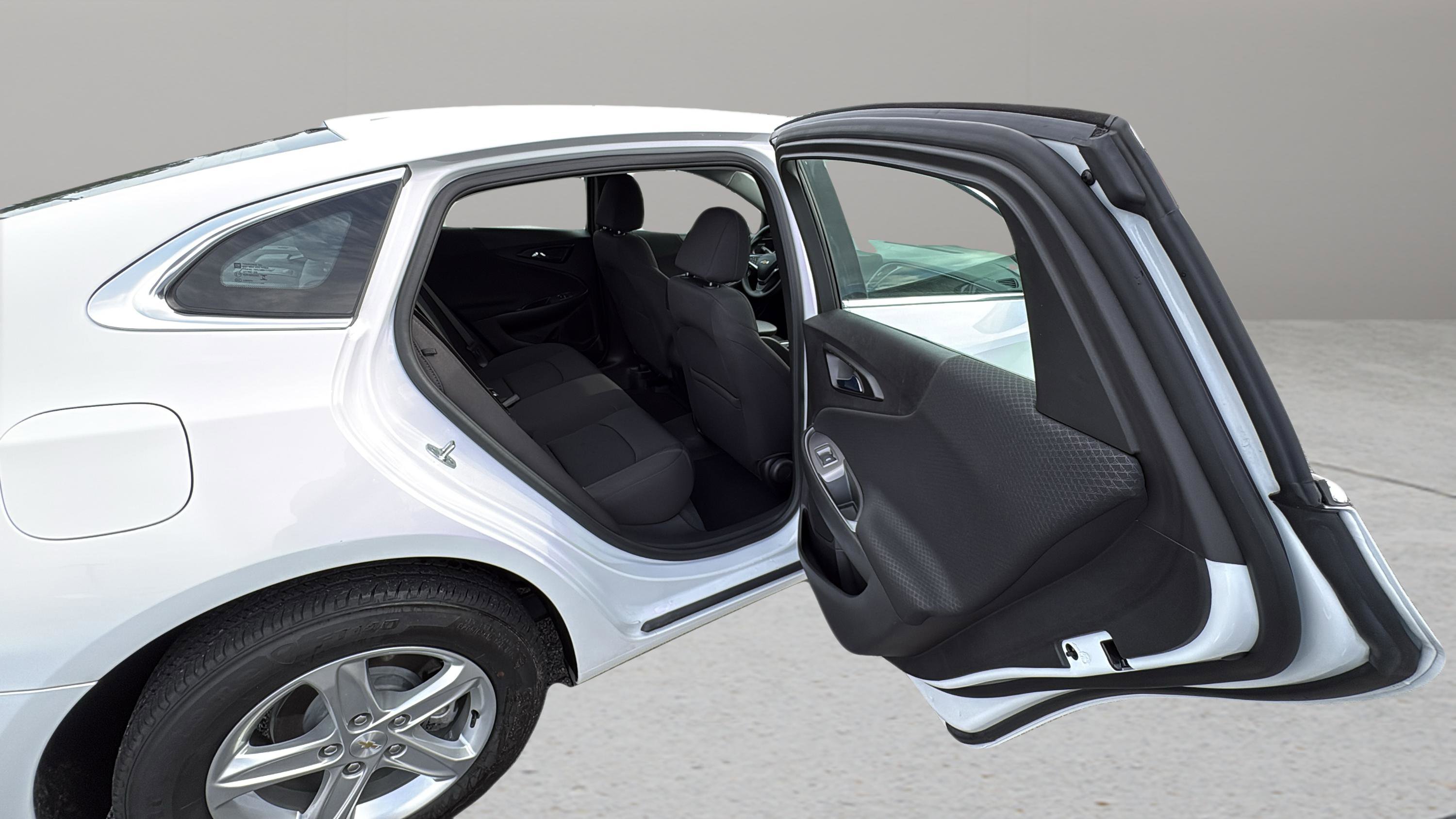 Used 2024 Chevrolet Malibu LS w/ Driver Confidence Package image 15