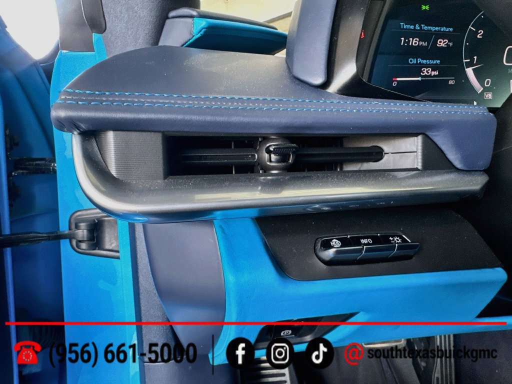 Used 2021 Chevrolet Corvette Stingray Premium Cpe w/ Battery Protection Package RWD image 22