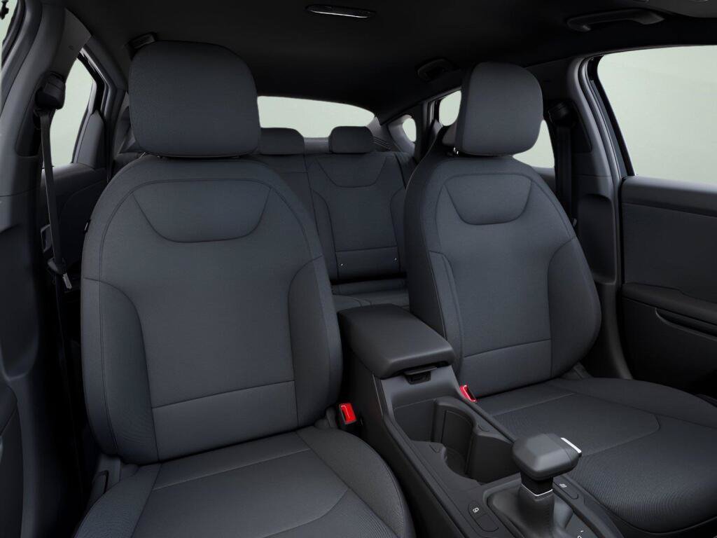 New 2026 Kia K4 FWD image 10