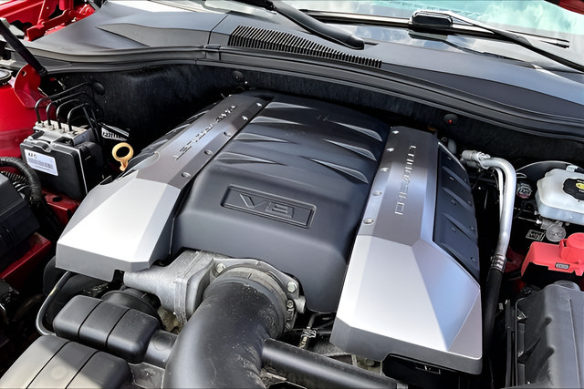 Used 2010 Chevrolet Camaro SS w/ RS Package RWD image 31