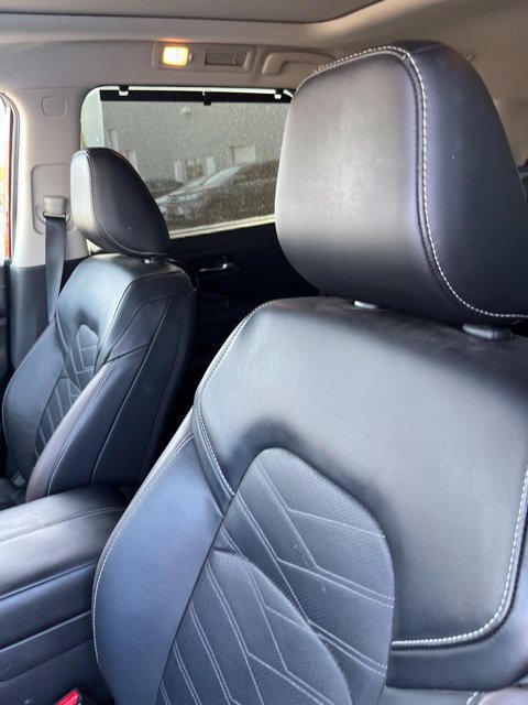 Used 2024 Nissan Pathfinder Platinum FWD image 16