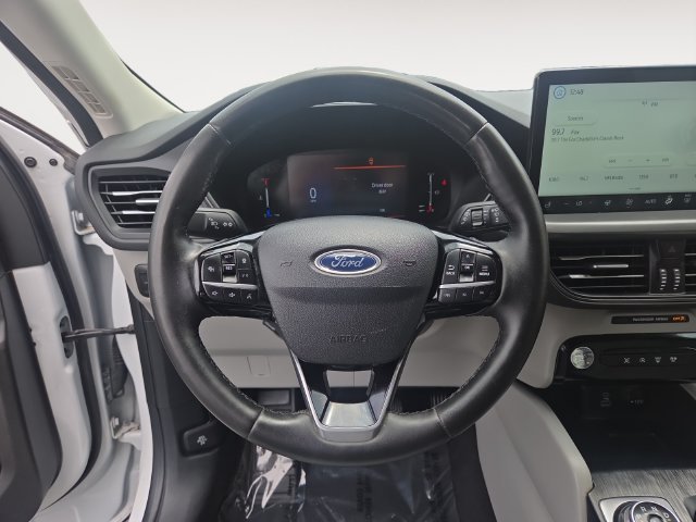 Used 2023 Ford Escape Active w/ Tech Pack #1 AWD/4WD image 12