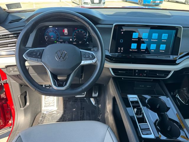 Used 2024 Volkswagen Atlas Cross Sport SEL Premium R-Line AWD/4WD image 18