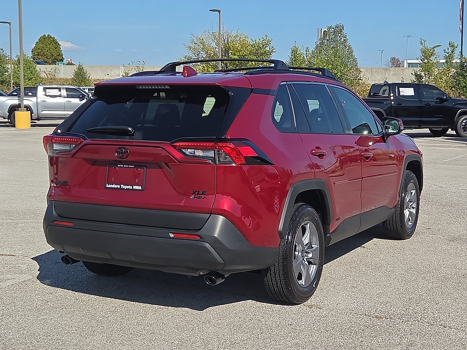 Used 2025 Toyota RAV4 XLE w/ Convenience Package AWD/4WD image 5