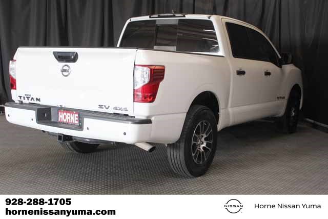 Used 2022 Nissan Titan SV image 13