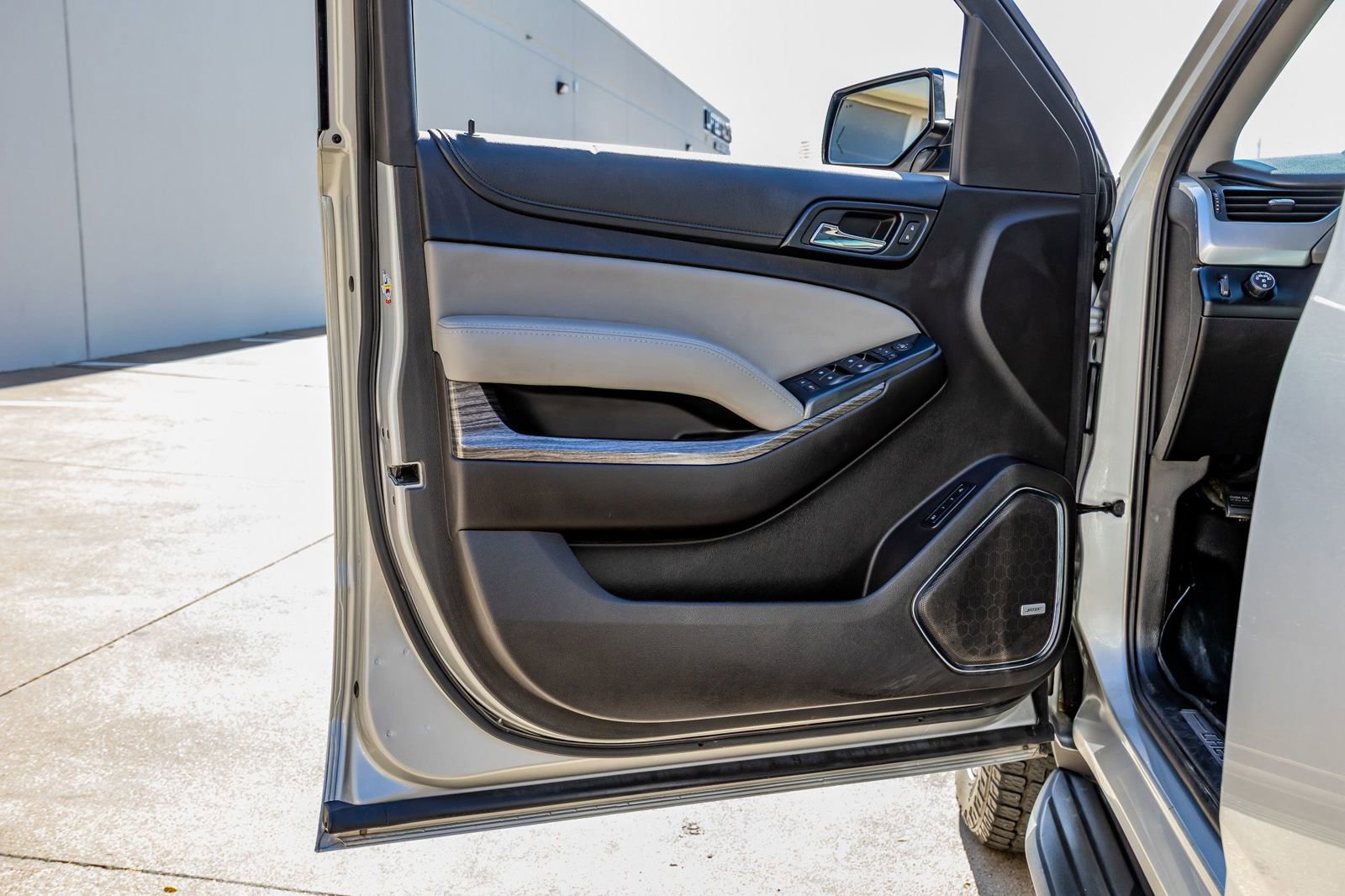 Used 2016 Chevrolet Tahoe LT w/ Texas Edition Package RWD image 36