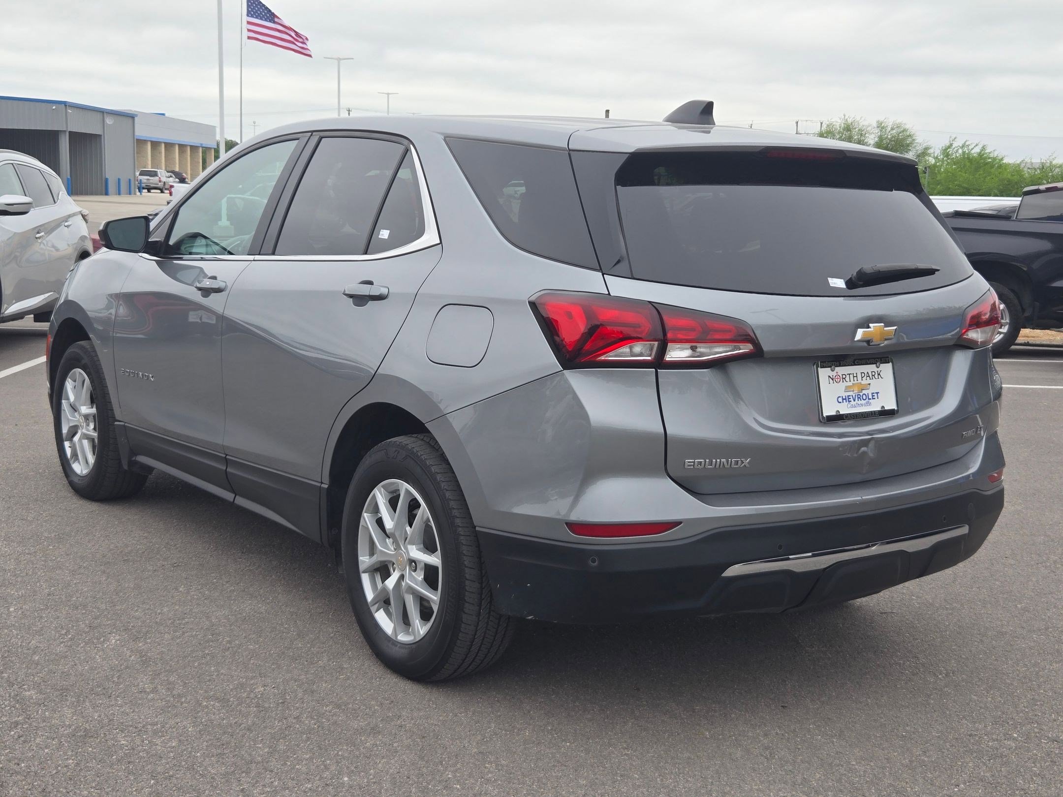 Used 2023 Chevrolet Equinox LT AWD/4WD image 5
