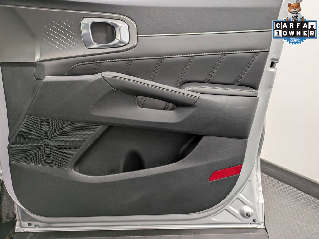 Certified 2022 Kia Sorento SX AWD/4WD image 28