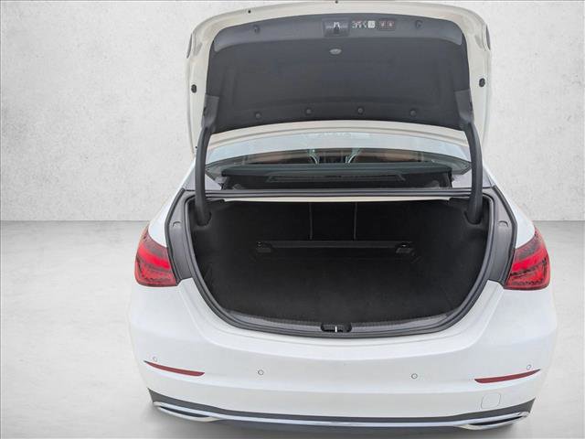 Used 2025 Mercedes-Benz C 300 4MATIC Sedan image 7