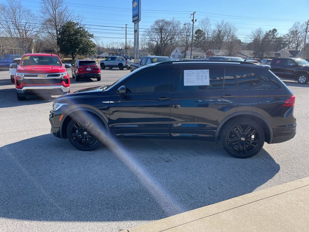 Used 2022 Volkswagen Tiguan SE R-Line image 47