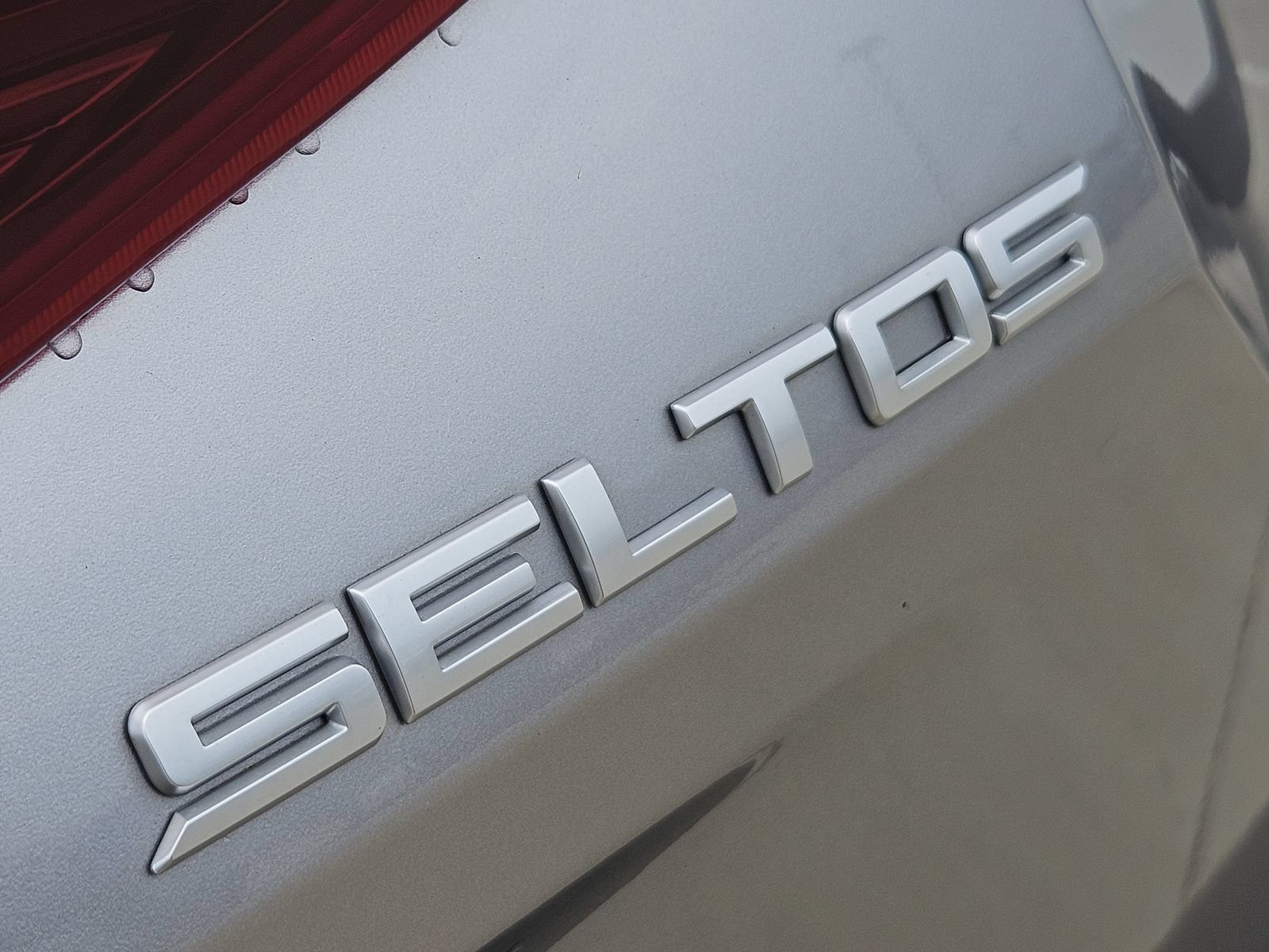 Used 2022 Kia Seltos S FWD image 15