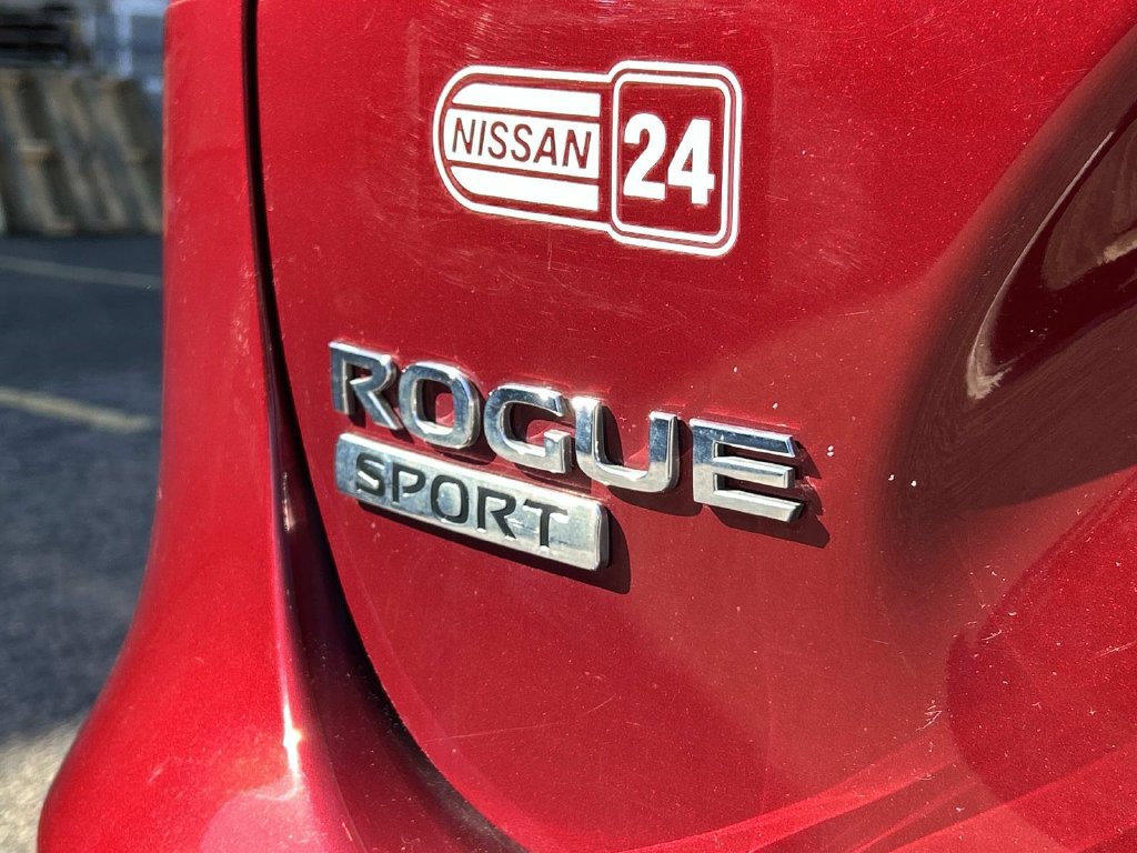 Used 2020 Nissan Rogue Sport SL w/ Premium Package AWD/4WD image 12