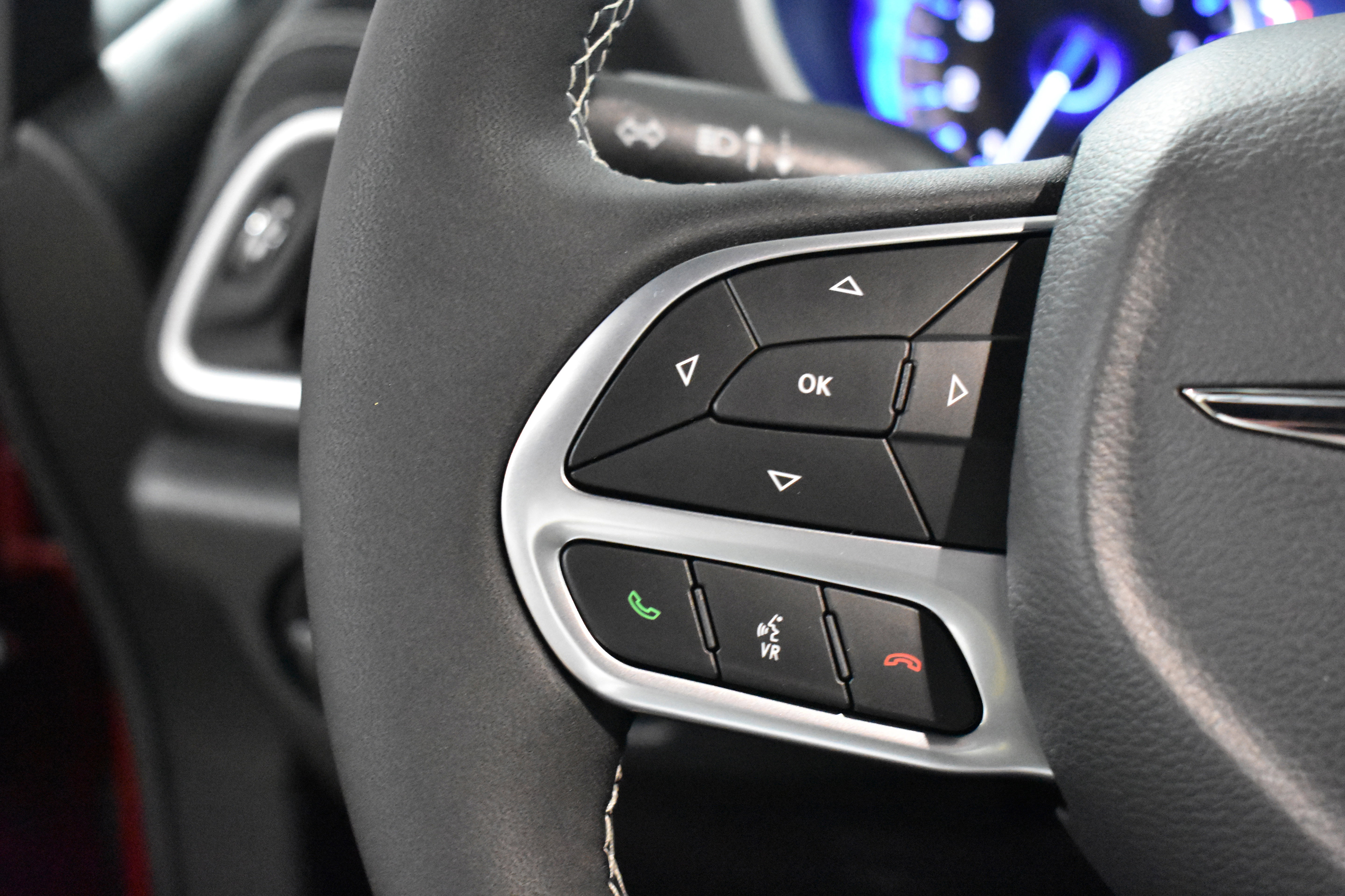 New 2026 Chrysler Pacifica Select FWD image 14