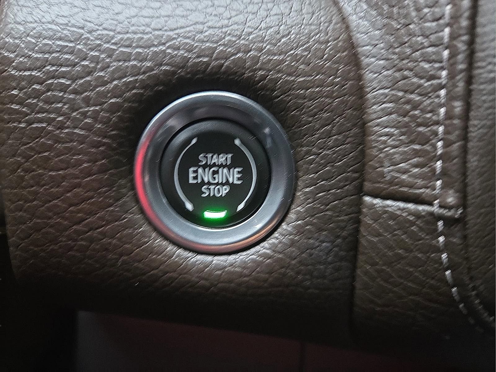 Used 2023 GMC Yukon XL Denali w/ Advanced Technology Package image 20