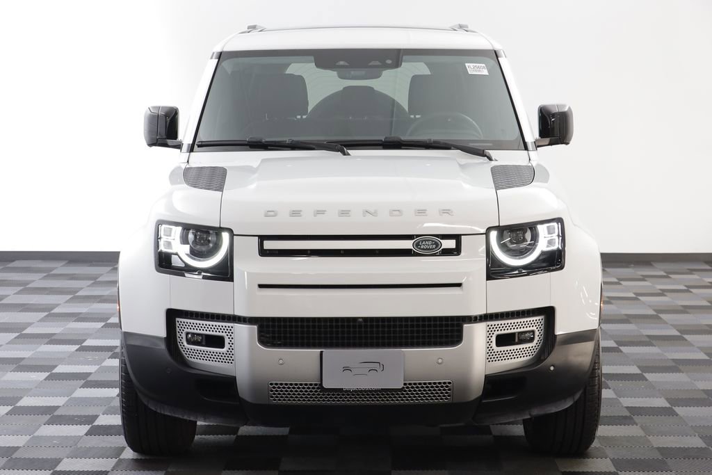 Used 2025 Land Rover Defender 110 S image 22