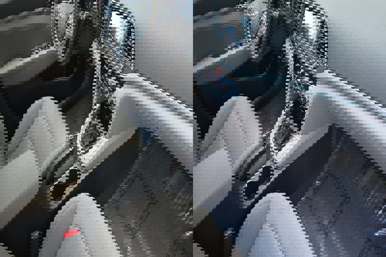 Used 2018 Hyundai Elantra Value Edition image 16