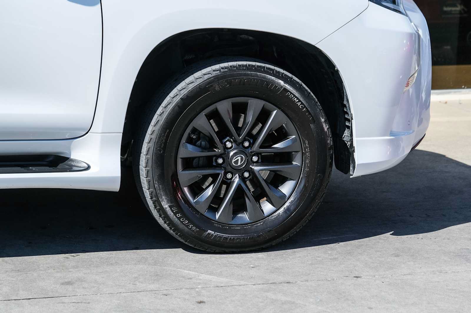 Used 2021 Lexus GX 460 Premium w/ Premium Package AWD/4WD image 9