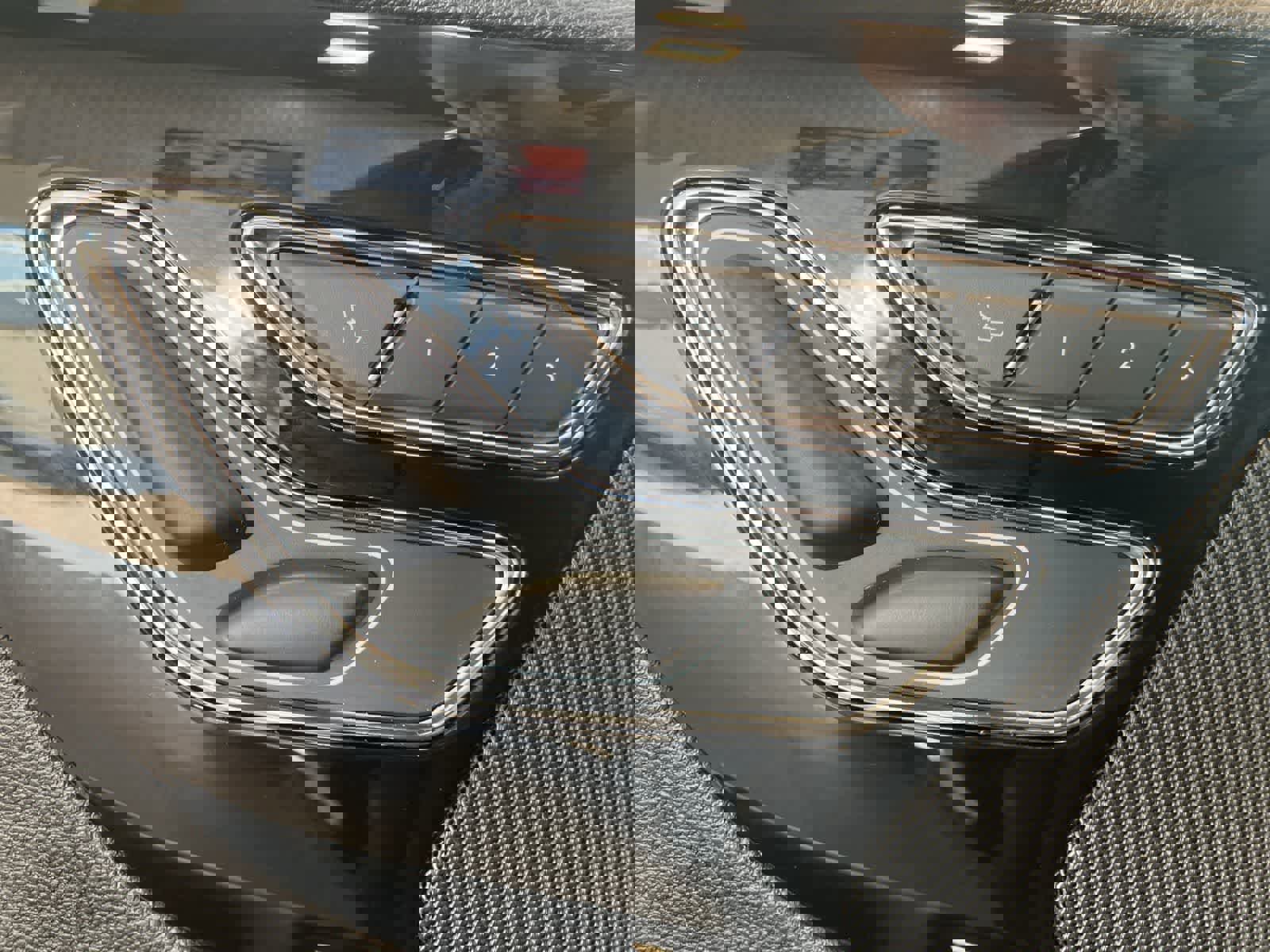 Used 2024 Lincoln Aviator Reserve image 14