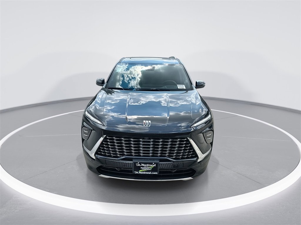 New 2026 Buick Enclave Avenir w/ Super Cruise Package image 3