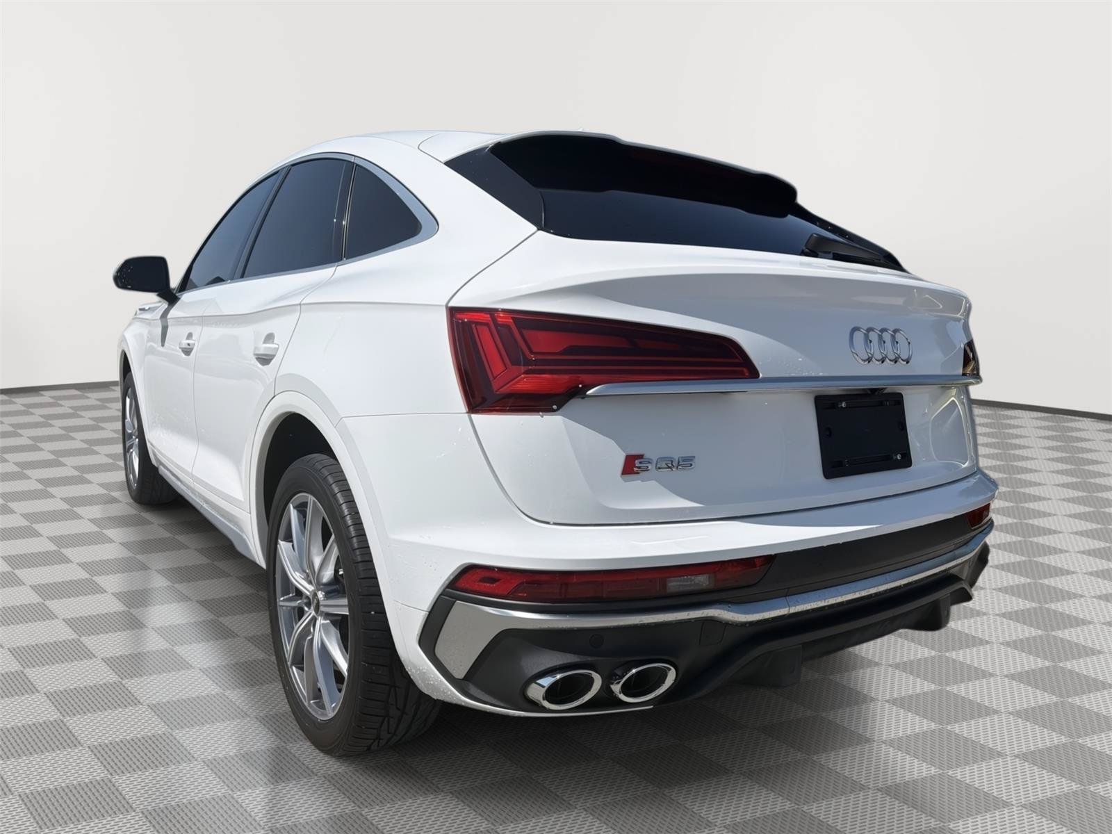 Used 2023 Audi SQ5 Premium Plus AWD/4WD image 3