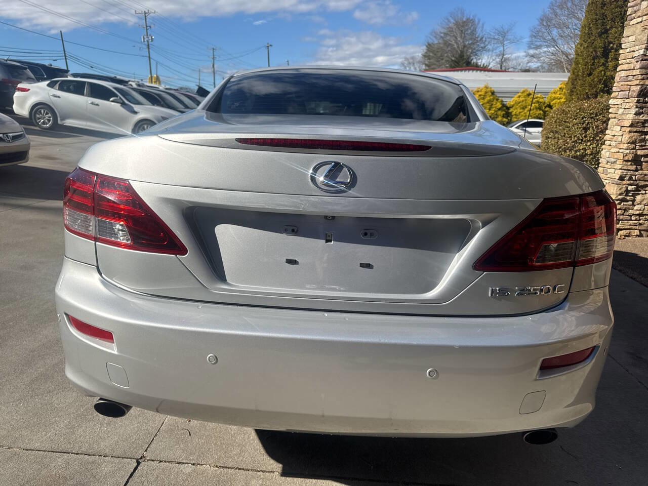 Used 2013 Lexus IS 250C w/ Luxury Pkg image 3