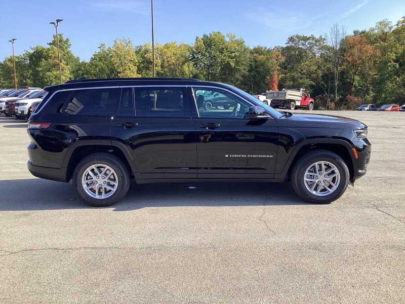 New 2025 Jeep Grand Cherokee L Laredo w/ Luxury Tech Group I image 8