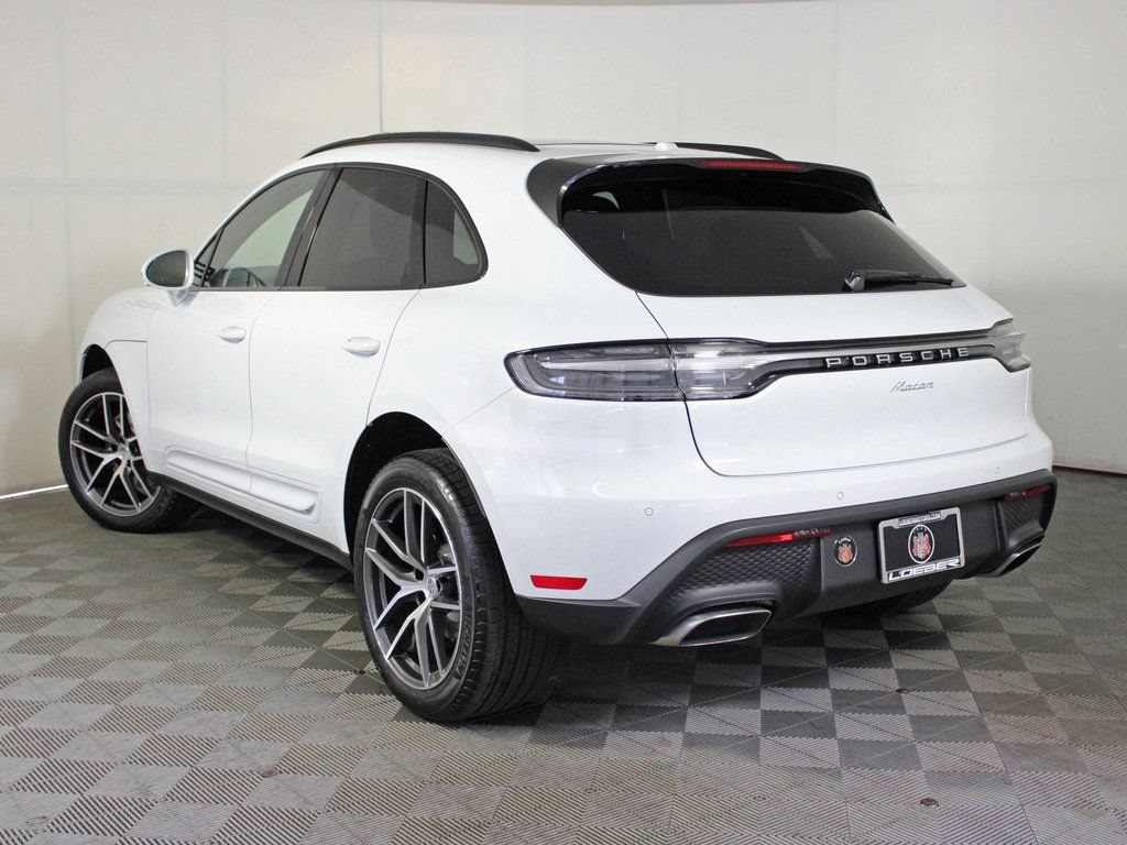 Certified 2026 Porsche Macan AWD/4WD image 3