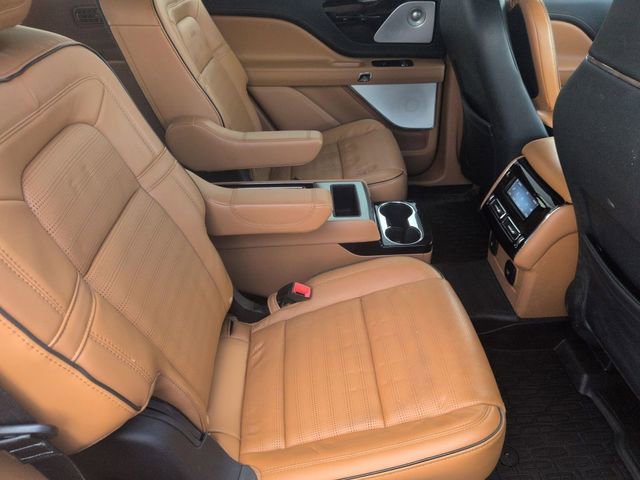Used 2023 Lincoln Aviator Black Label w/ Dynamic Handling Package image 31