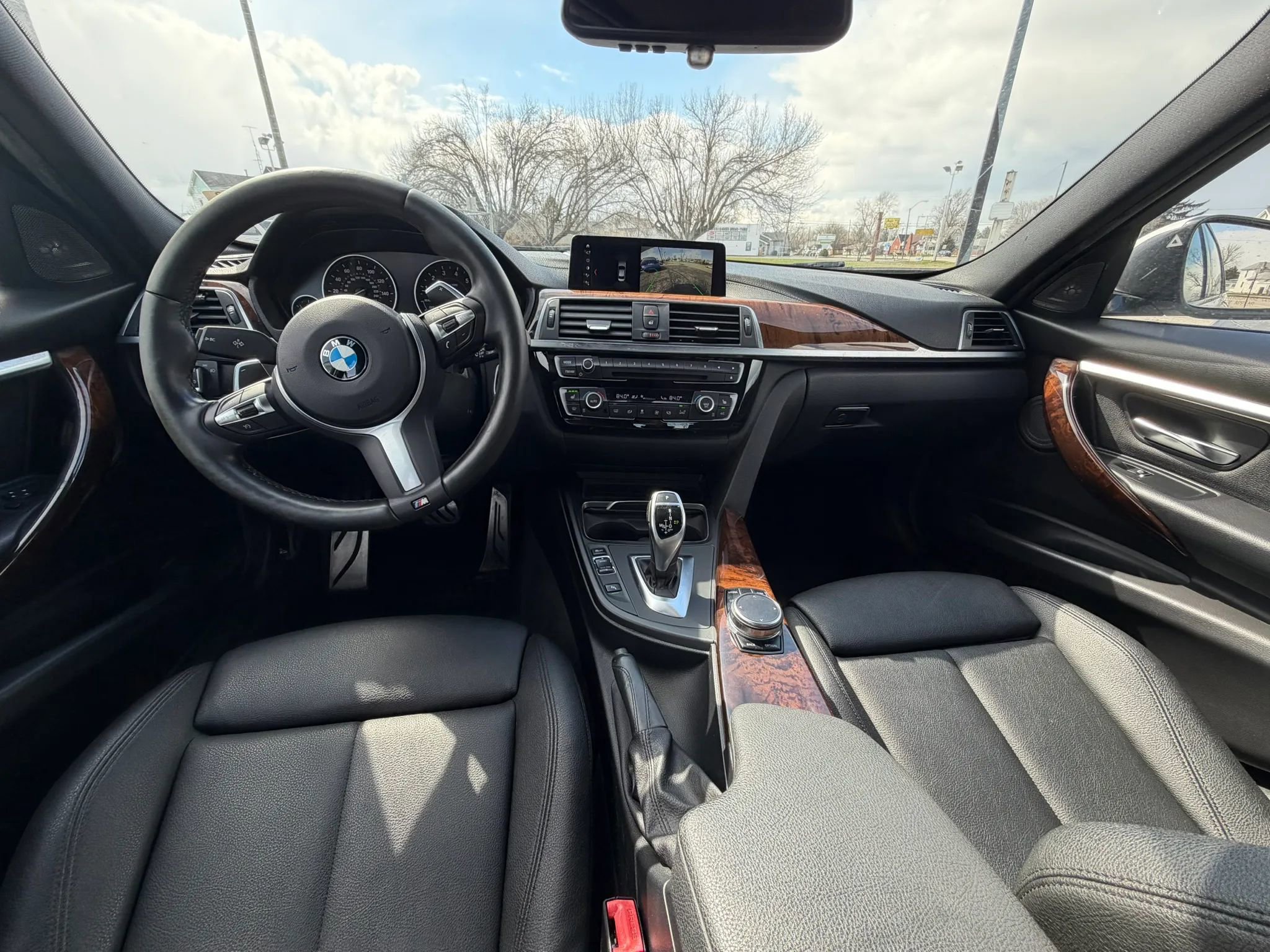 Used 2018 BMW 340i xDrive 340i xDrive Sedan 4D w/ Premium Package image 14