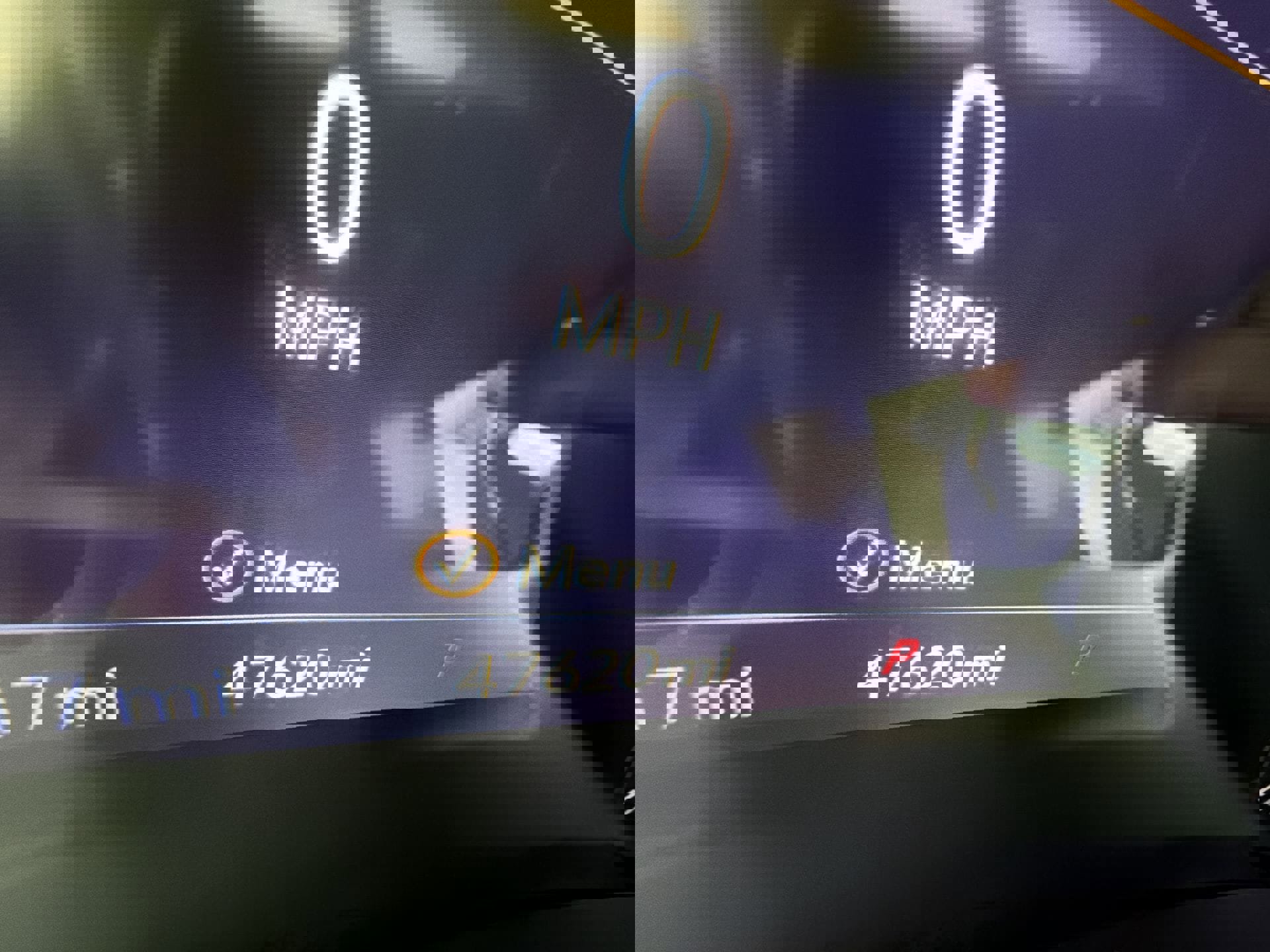 Used 2023 Buick Envision Avenir image 12