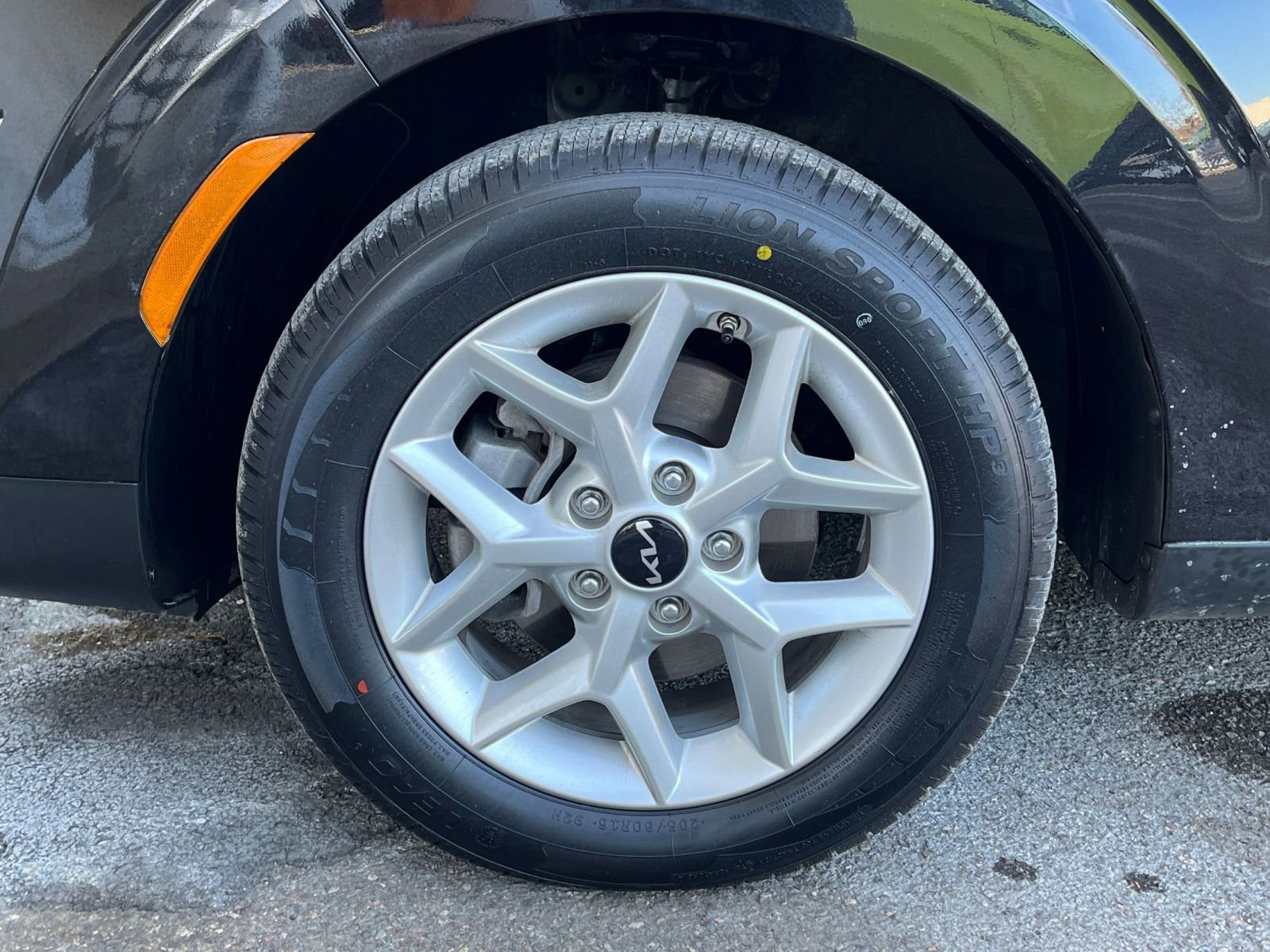 Used 2025 Kia Soul LX w/ LX Technology Package image 27